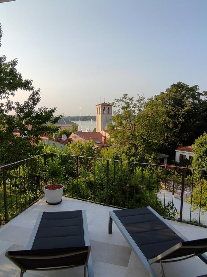 Apartvilla Castropola Exterior photo
