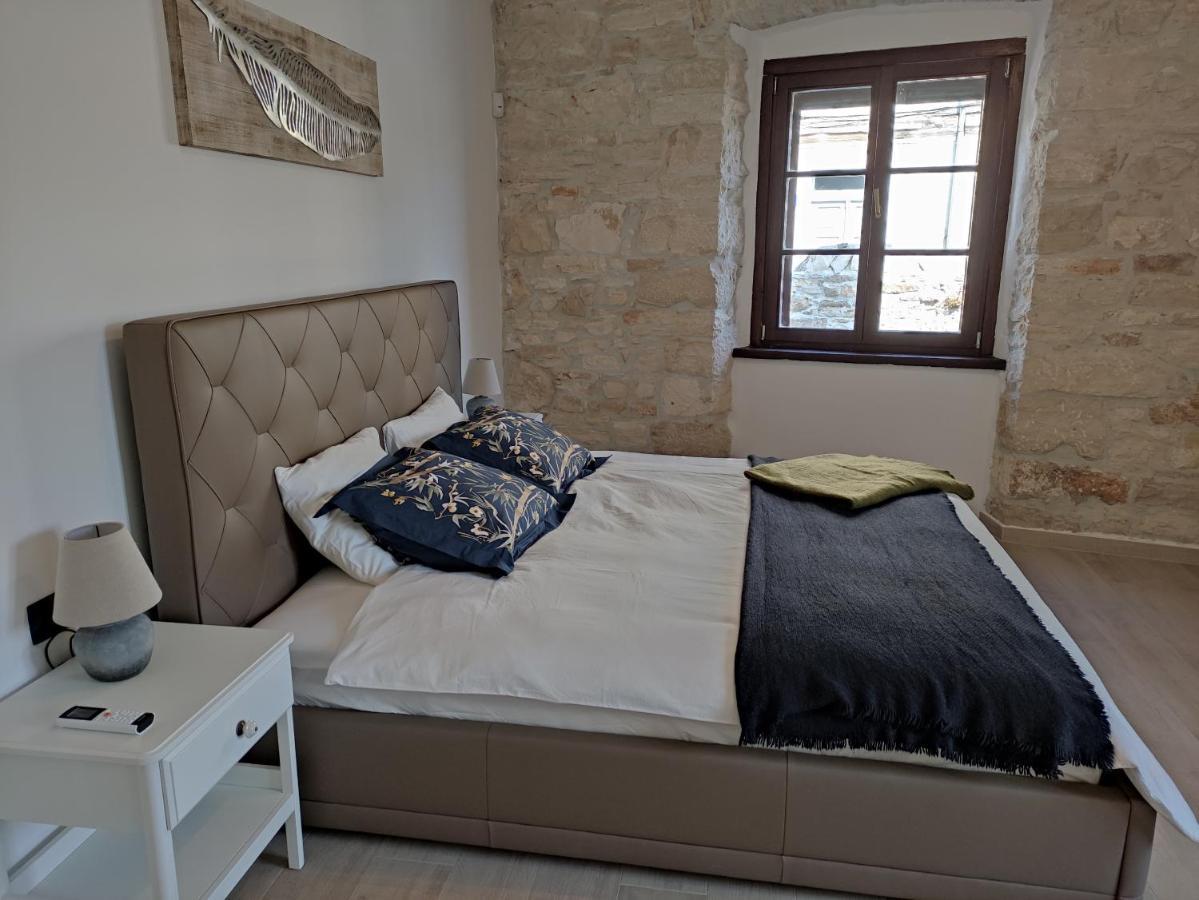 Apartvilla Castropola Exterior photo