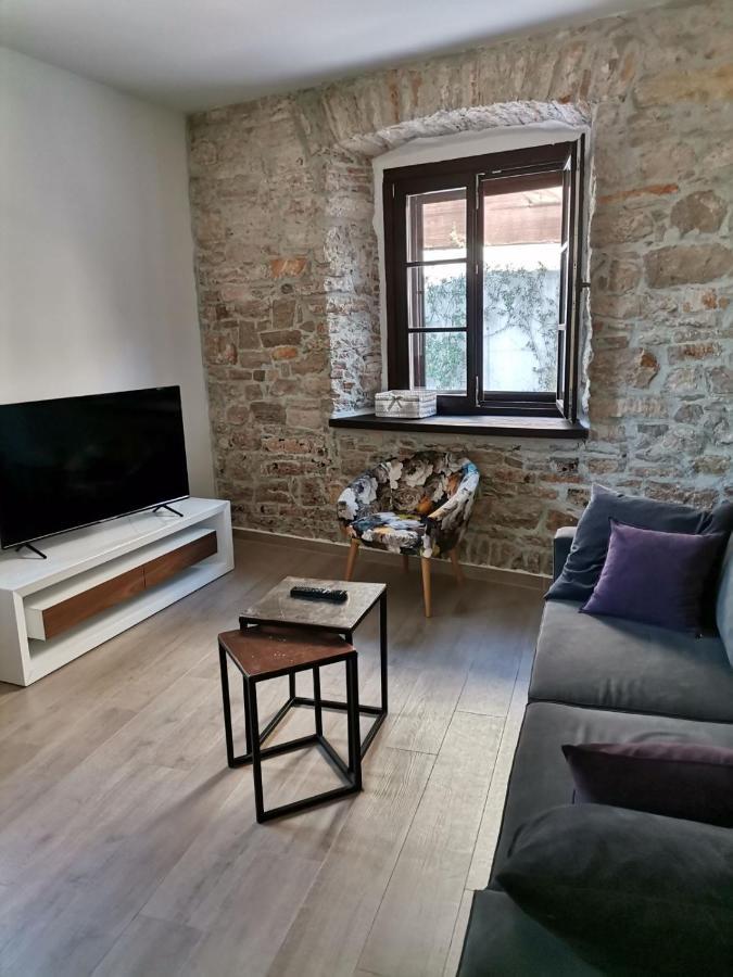 Apartvilla Castropola Exterior photo